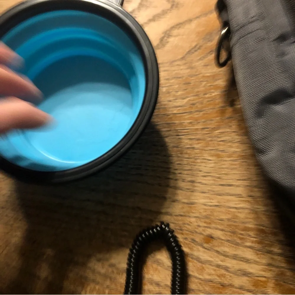 Dog training kit/ Collapsible Blue Silicone Travel Bowl, clicker belt pouch